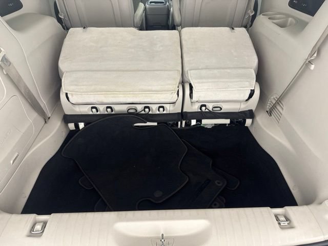 Used 2018 Chrysler Pacifica Limited FWD image 29