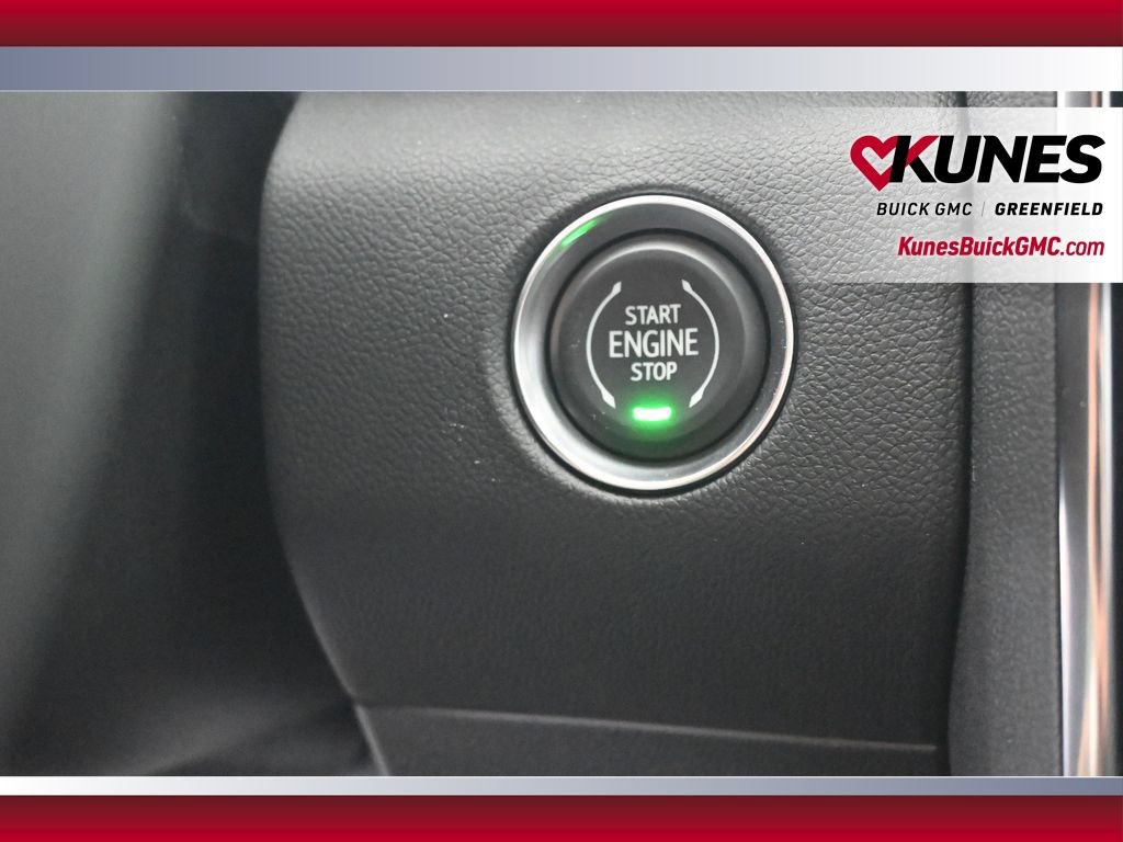 New 2025 GMC Acadia AT4 w/ LPO, Floor Liner Package AWD/4WD image 23