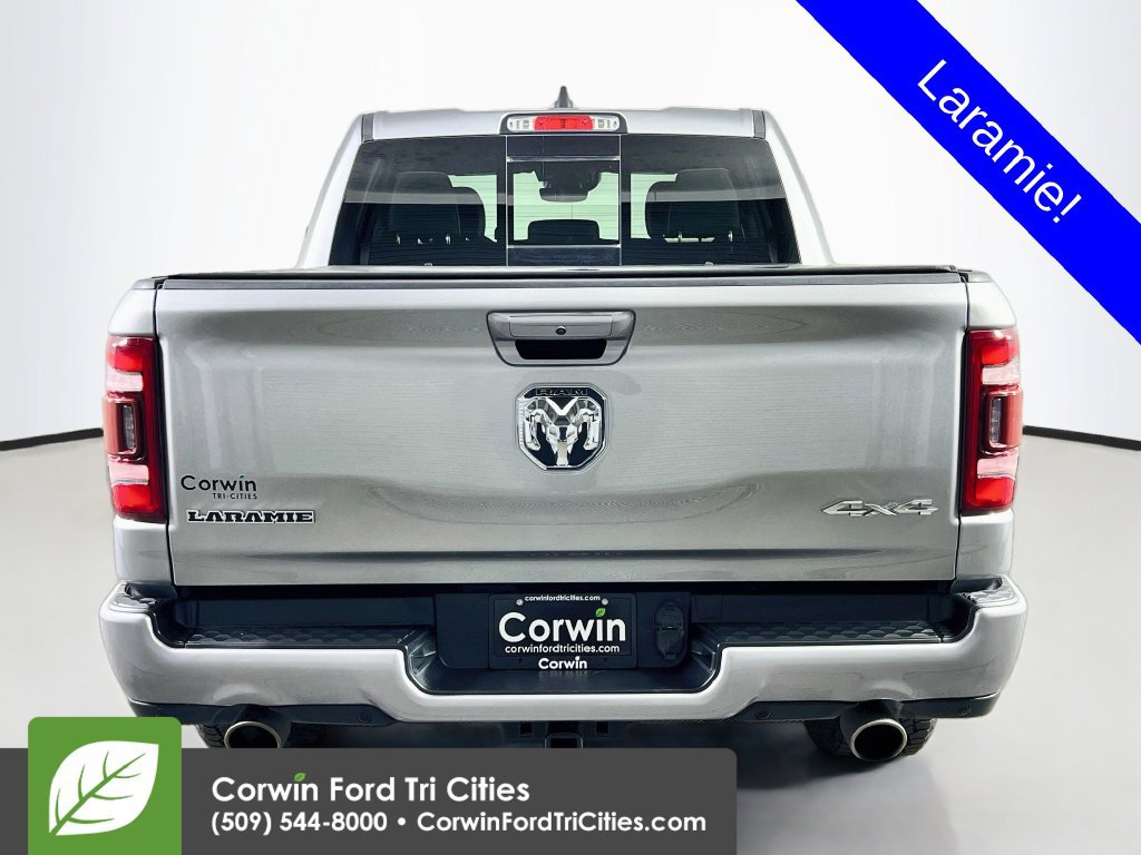 Used 2022 RAM 1500 Laramie AWD/4WD image 12