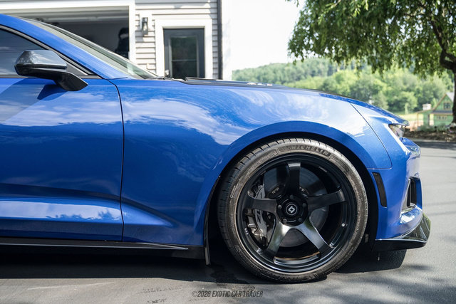 Used 2021 Chevrolet Camaro ZL1 RWD image 11