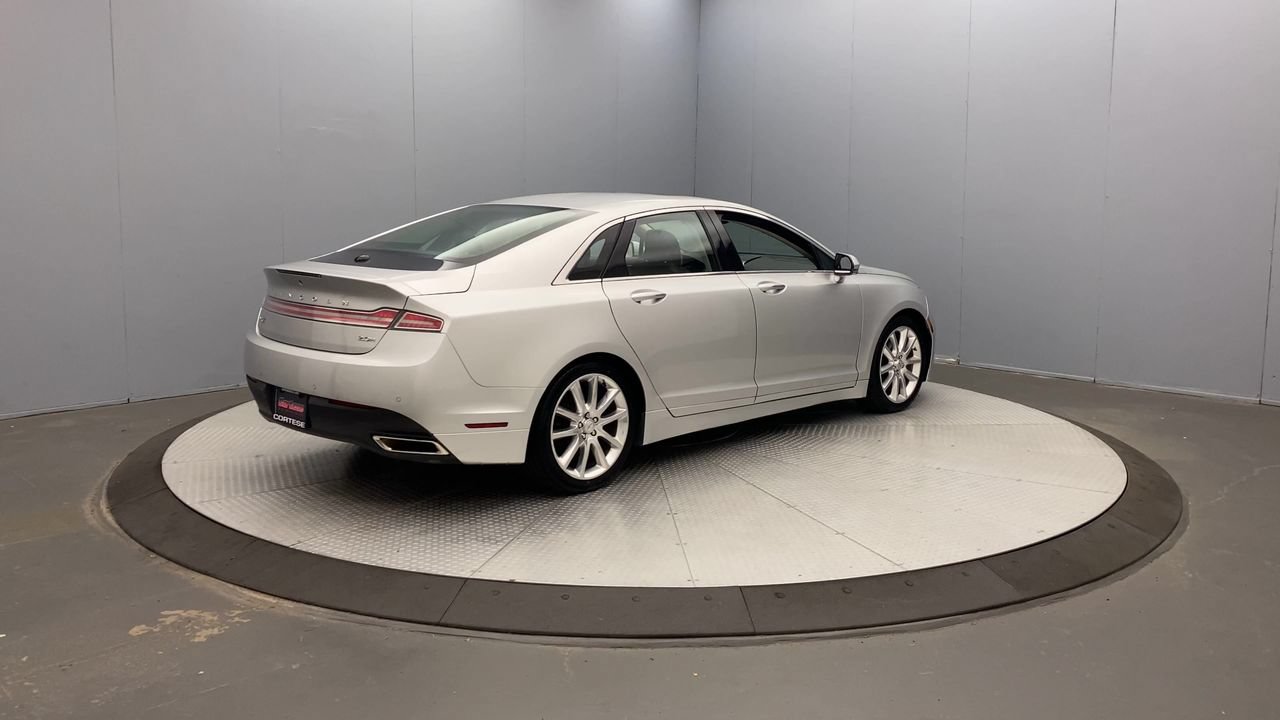 Used 2016 Lincoln MKZ Hybrid w/ Equipment Group 600A Reserve FWD image 5