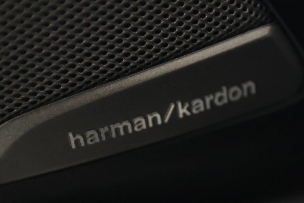 Used 2018 BMW X3 M40i image 17