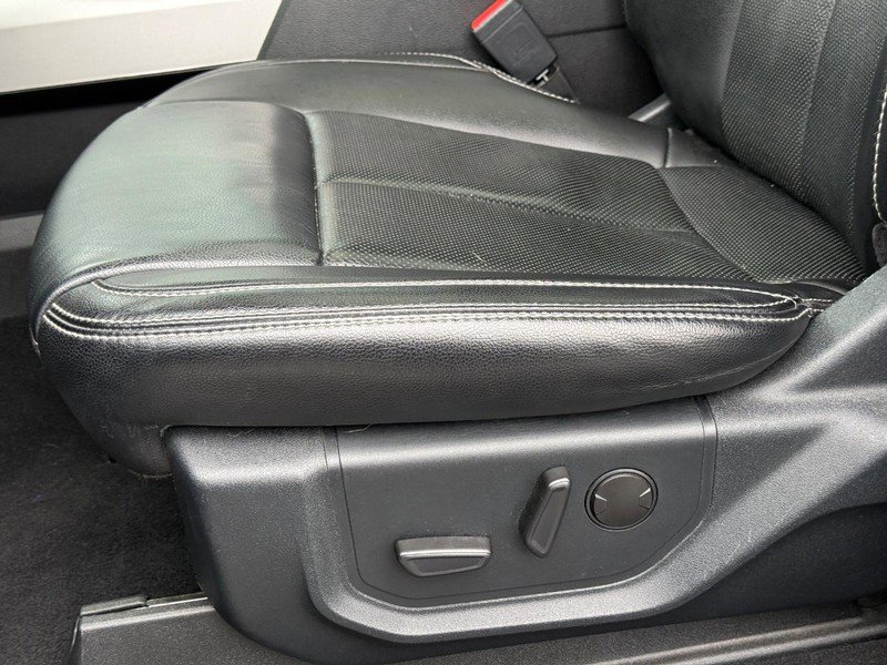 Used 2021 Ford F250 Lariat image 29