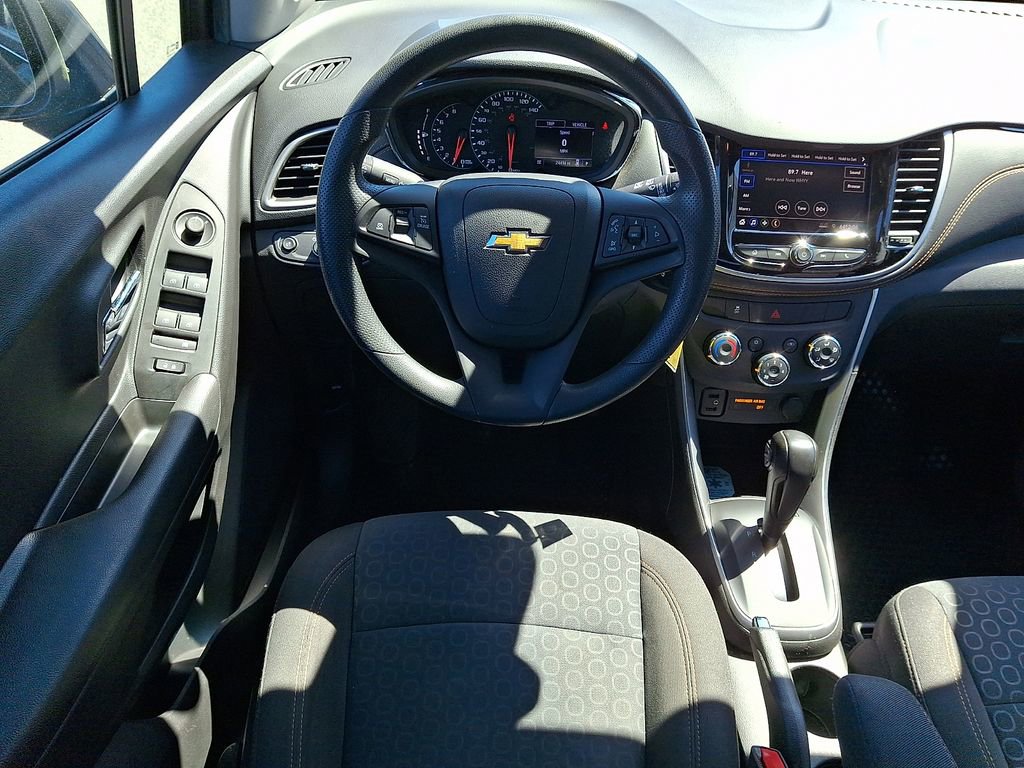 Used 2020 Chevrolet Trax LS w/ Tint and Cruise Package FWD image 14