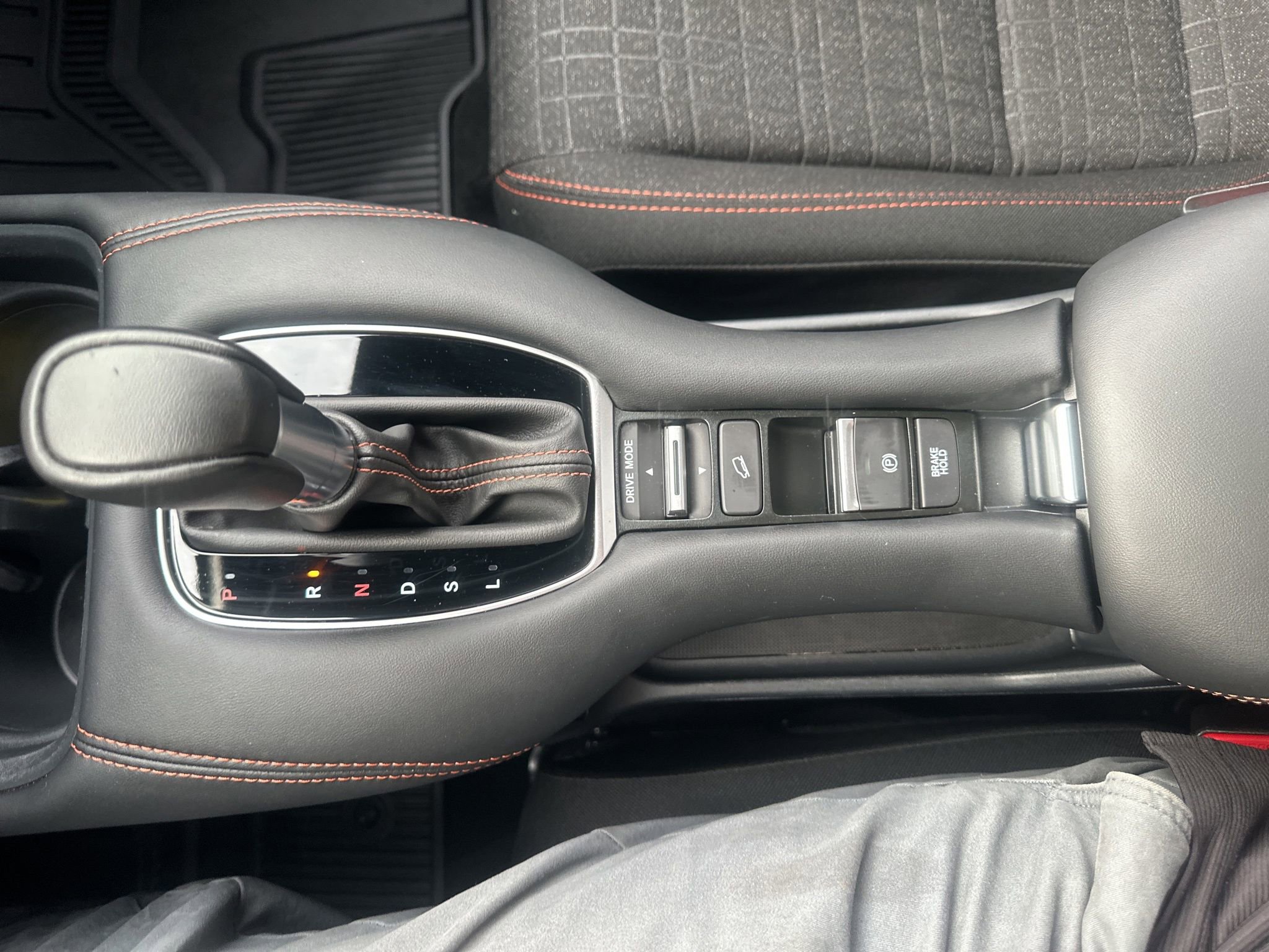 Used 2025 Honda HR-V Sport image 27