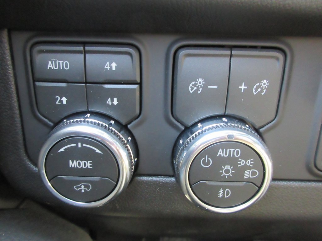 New 2026 GMC Yukon XL Denali image 17