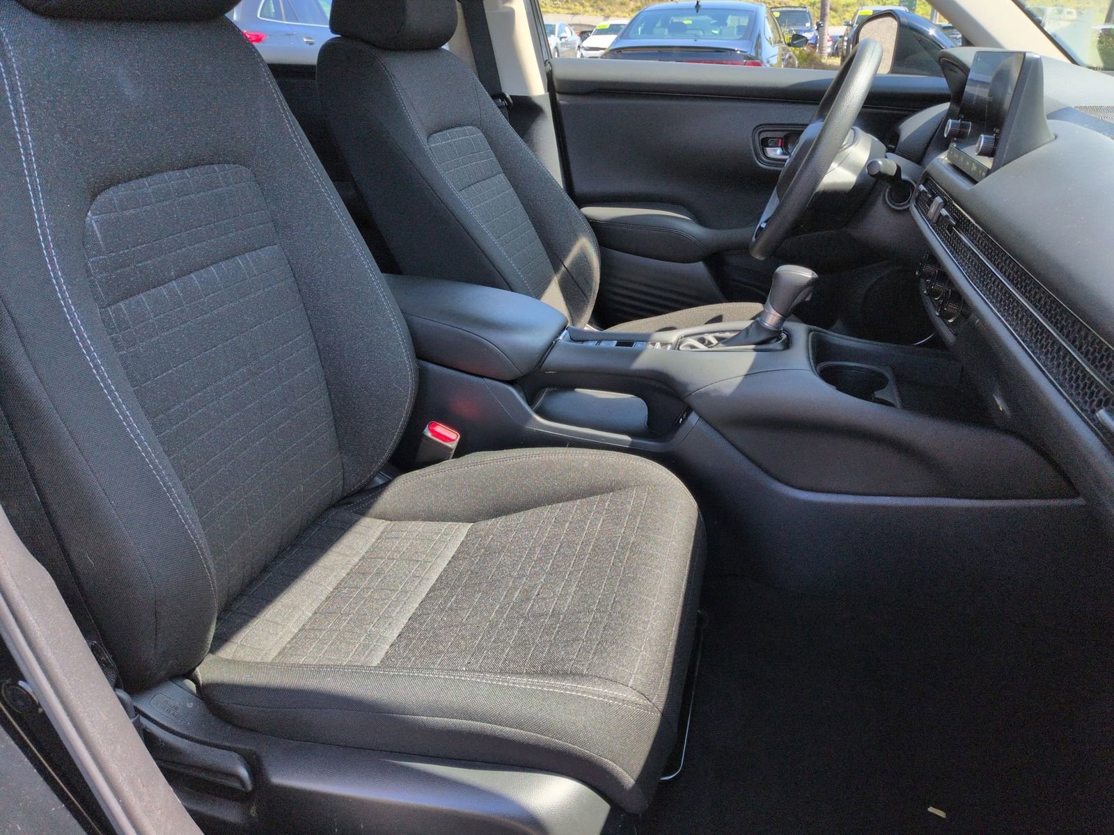 Certified 2024 Honda HR-V LX image 30