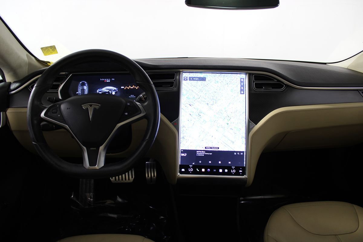 Used 2013 Tesla Model S Performance RWD image 55