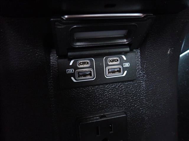Used 2021 Jeep Gladiator Overland AWD/4WD image 12