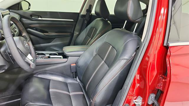 Certified 2023 Nissan Altima 2.5 SR FWD image 11