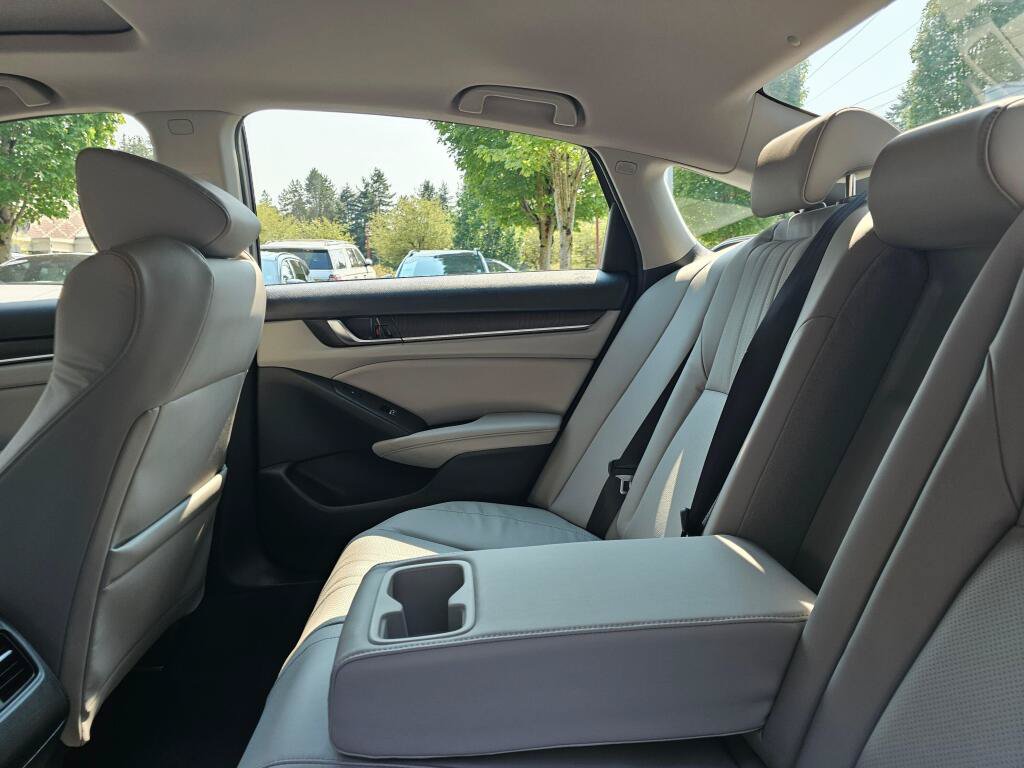 Certified 2018 Honda Accord Touring image 21