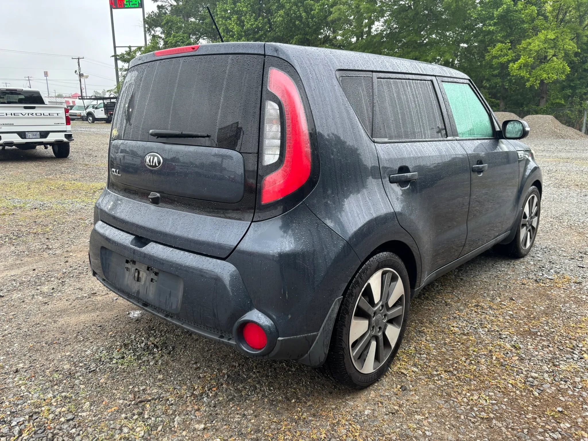 Used 2015 Kia Soul ! w/ Sun & Sound Package FWD image 8