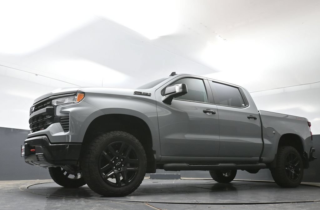 Used 2024 Chevrolet Silverado 1500 LT Trail Boss w/ LT Trail Boss Premium Package AWD/4WD image 53