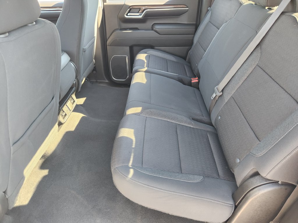Used 2023 Chevrolet Silverado 1500 LT AWD/4WD image 28