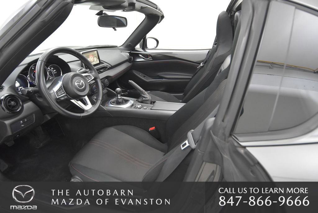 Used 2017 MAZDA MX-5 Miata RF Club image 23
