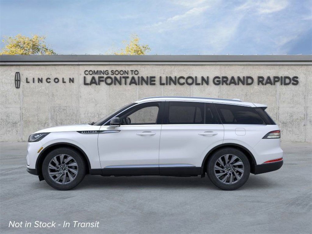 New 2026 Lincoln Aviator AWD image 3