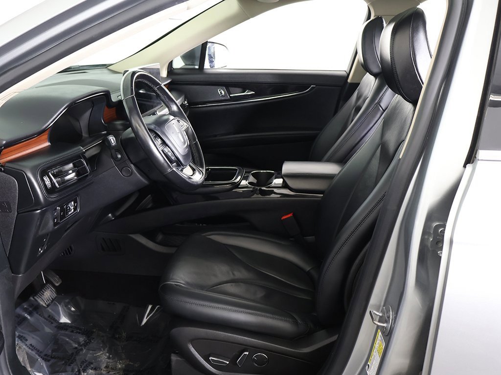 Used 2023 Lincoln Nautilus Reserve image 34