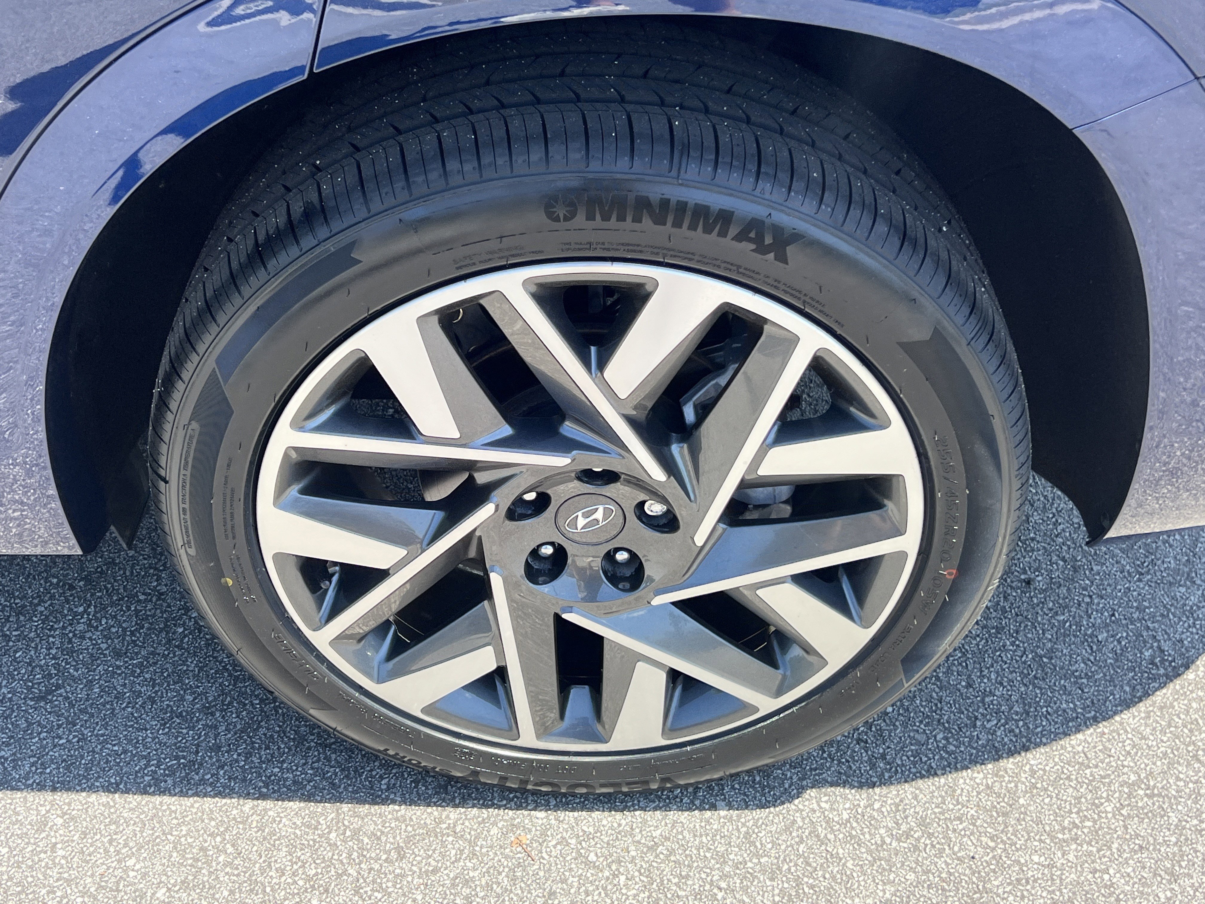Used 2023 Hyundai Santa Fe Calligraphy image 33