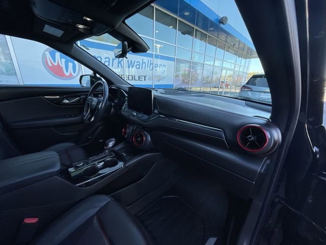 Certified 2023 Chevrolet Blazer RS w/ Driver Confidence II Package image 30