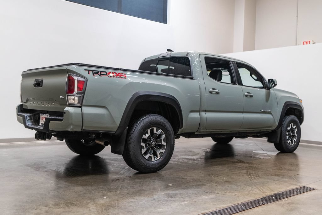 Certified 2023 Toyota Tacoma TRD Off-Road w/ TRD Premium Off Road Package AWD/4WD image 9