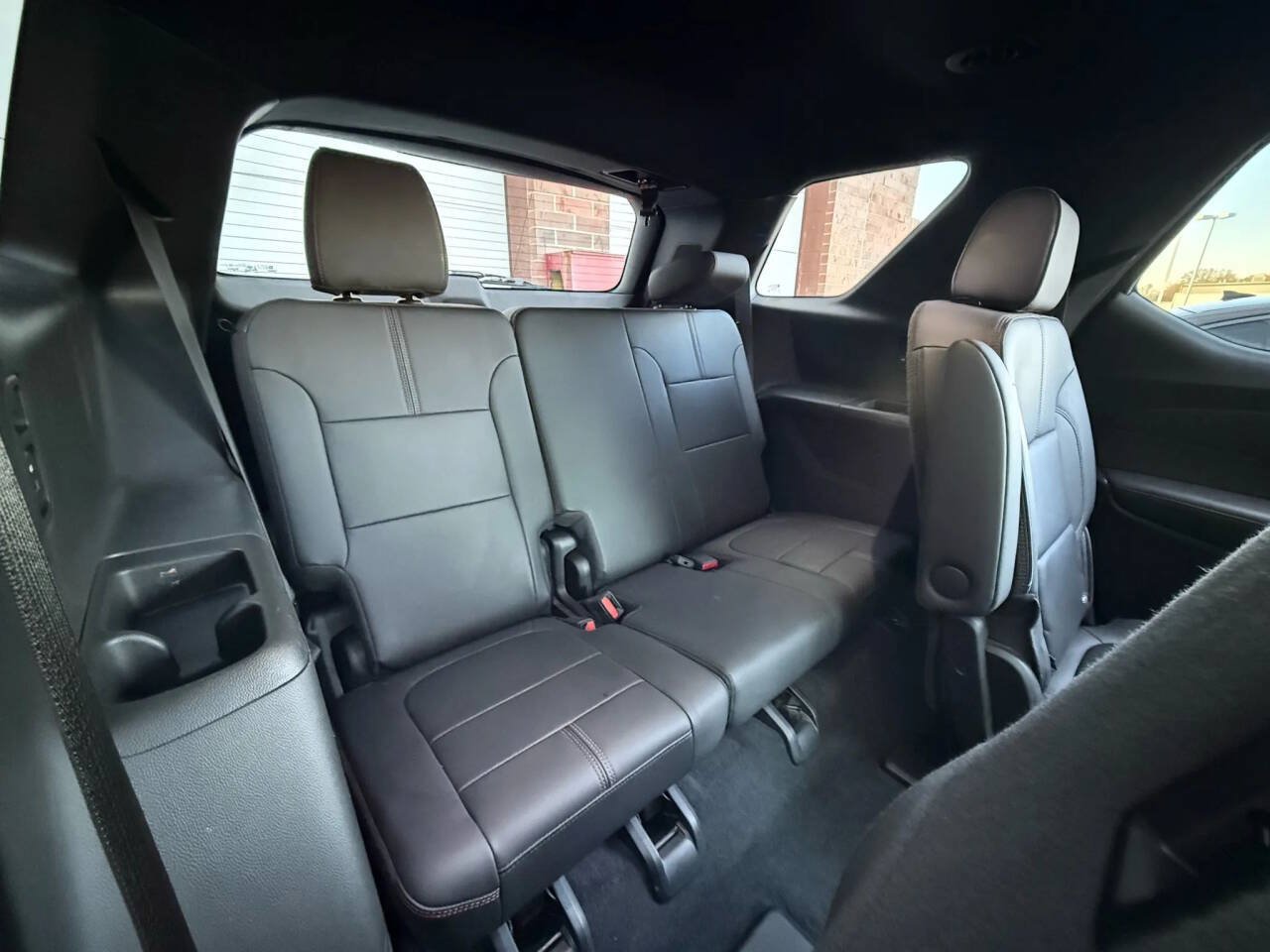 Used 2023 Chevrolet Traverse RS AWD/4WD image 28