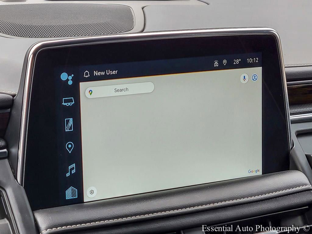 Used 2023 Chevrolet Suburban Premier image 19