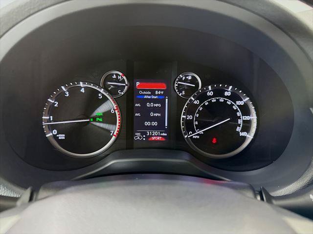 Certified 2023 Lexus GX 460 Luxury w/ Off Road Package AWD/4WD image 34