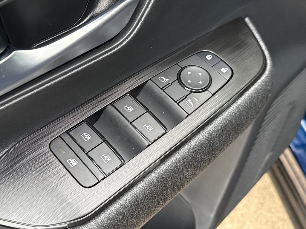 New 2026 Nissan Kicks SV w/ SV Premium Package image 20