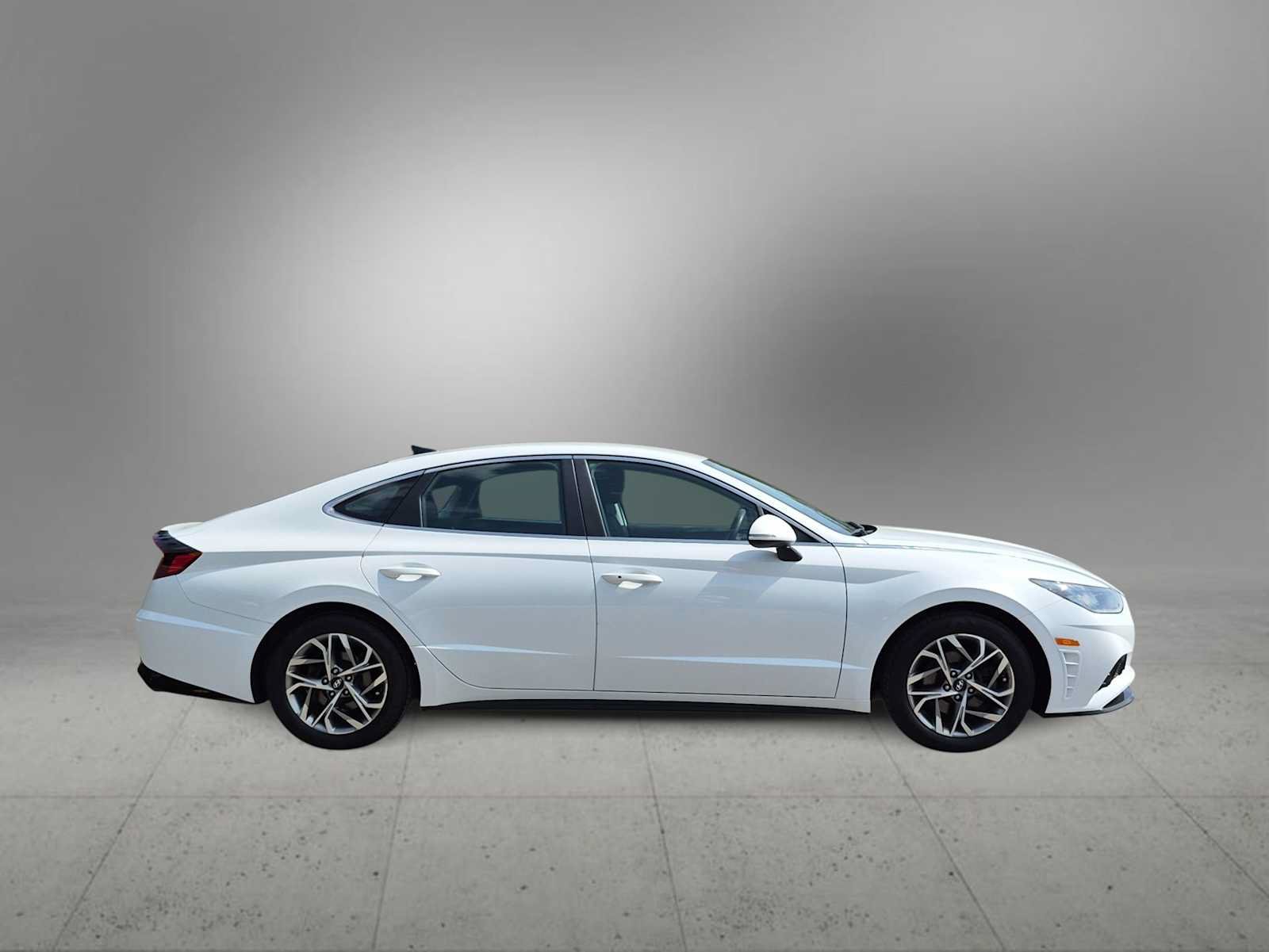 Used 2020 Hyundai Sonata SEL w/ Cargo Package FWD image 9