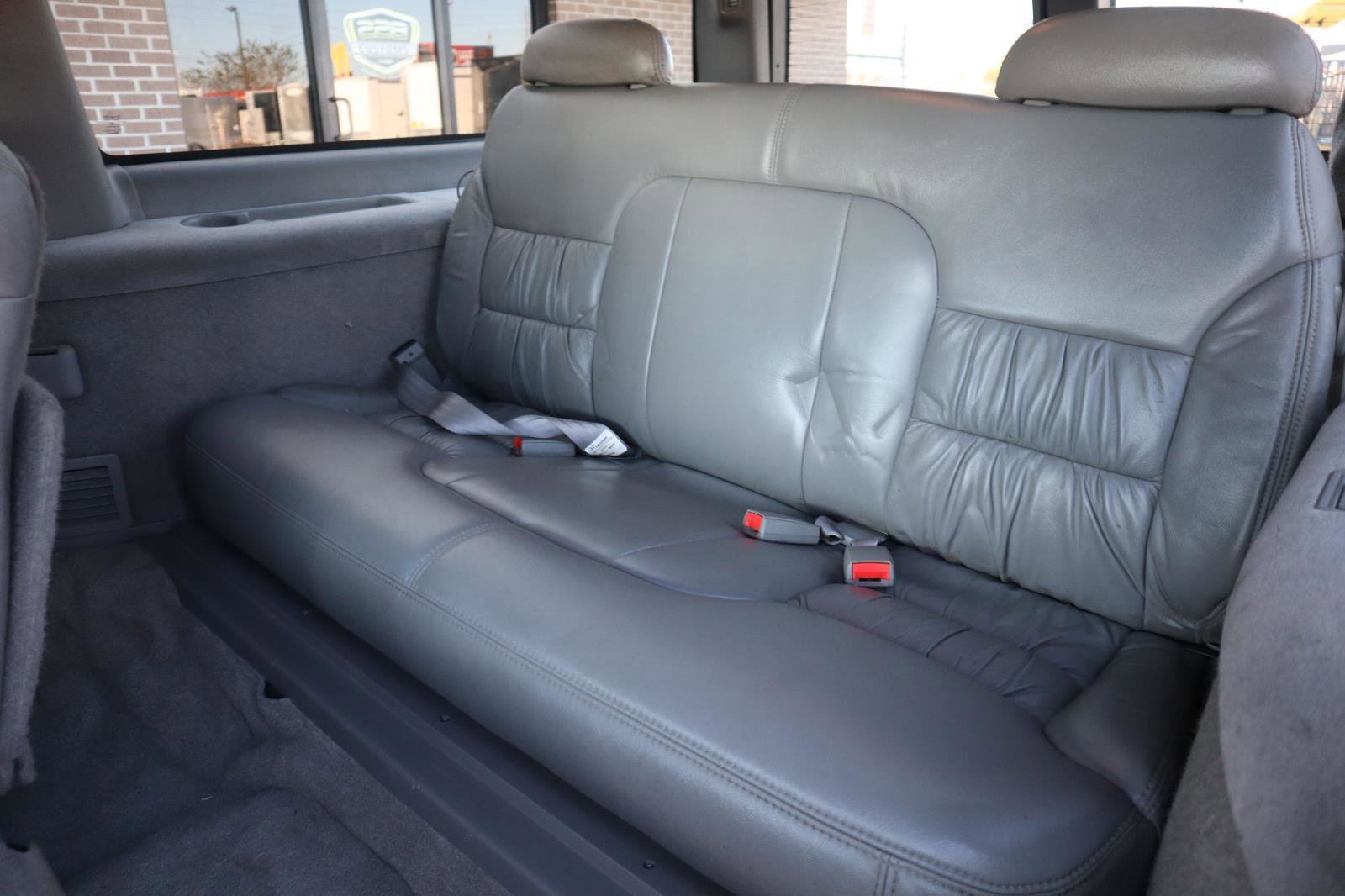 Used 1999 Chevrolet Suburban 2WD w/ Preferred Equipment Group 3 image 34