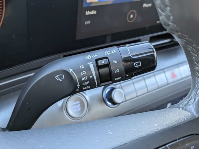 Used 2025 Hyundai Kona SEL FWD image 26
