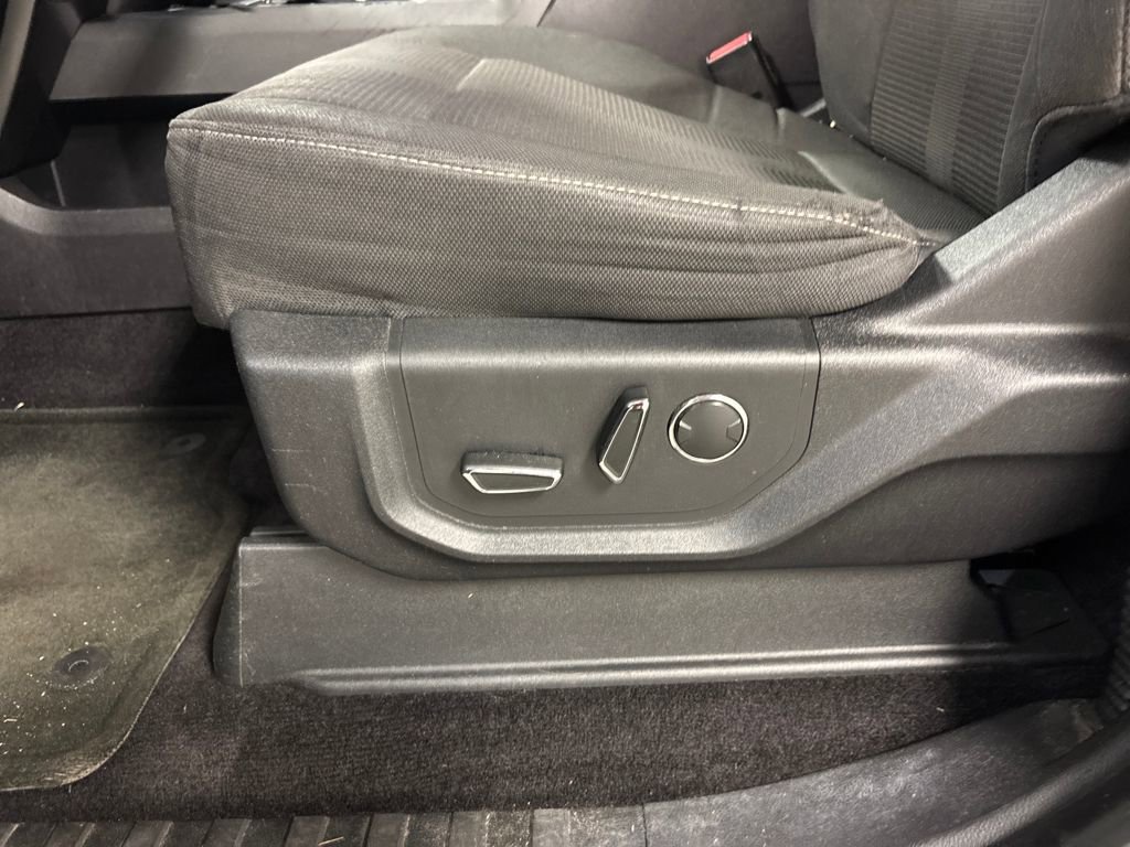 Used 2016 Ford F150 XLT w/ Equipment Group 302A Luxury image 27