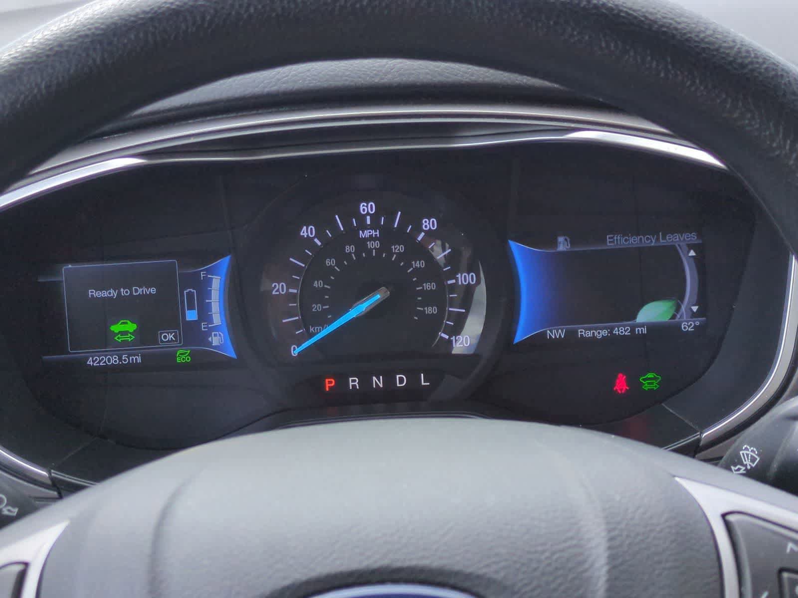 Used 2019 Ford Fusion SE FWD image 32