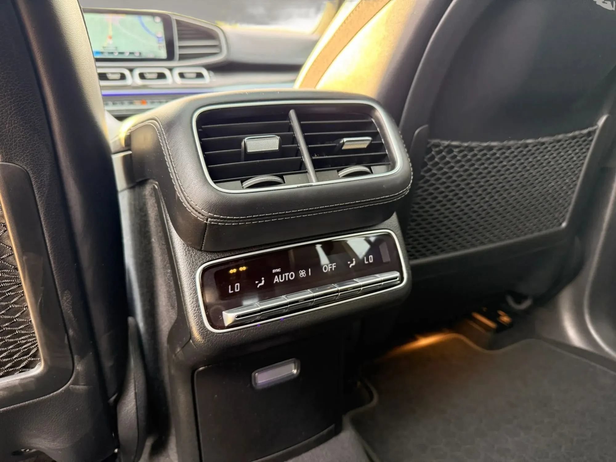 Used 2023 Mercedes-Benz GLS 63 AMG 4MATIC image 29