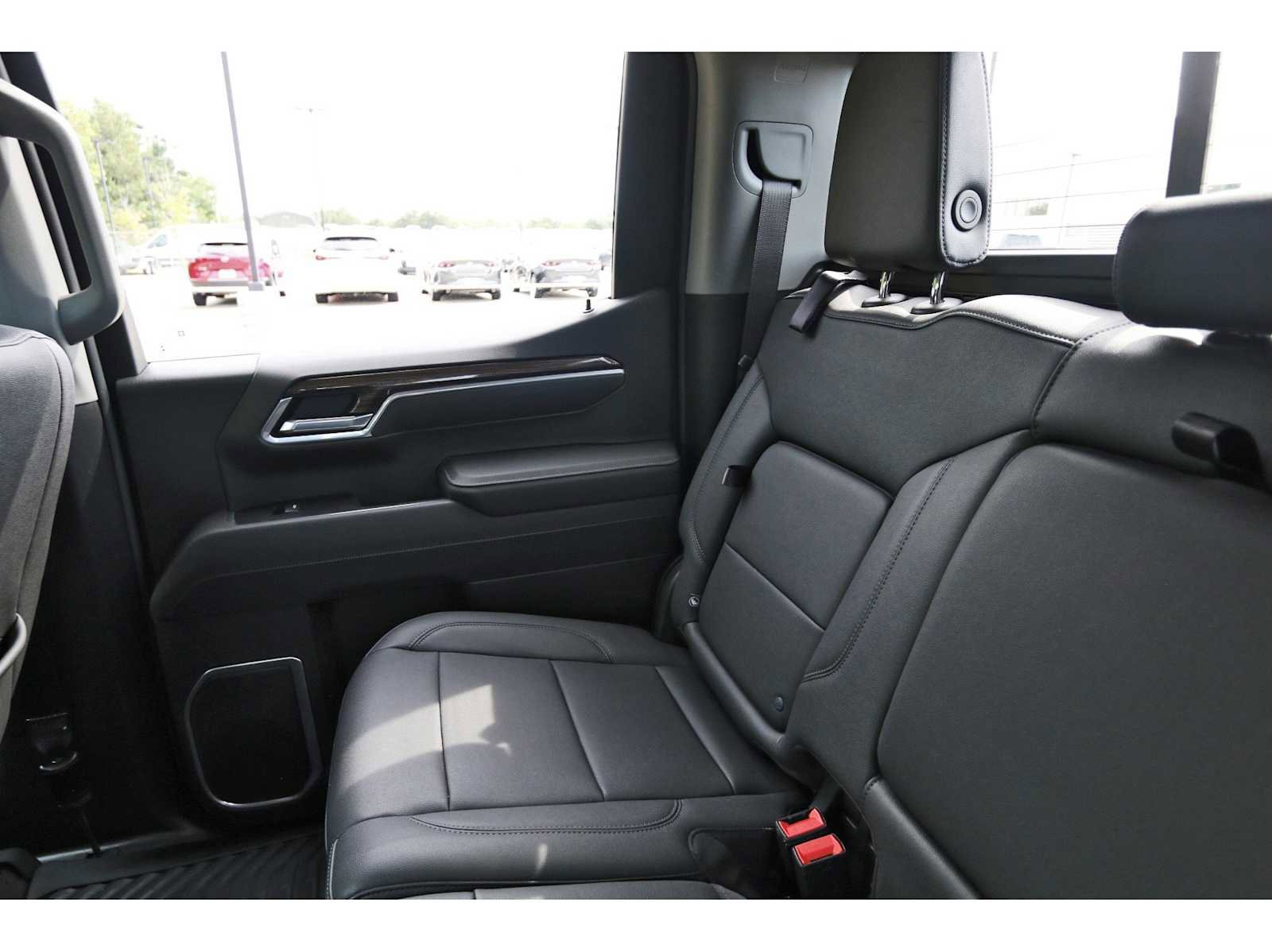 Used 2025 Chevrolet Silverado 1500 RST w/ Convenience Package II image 9
