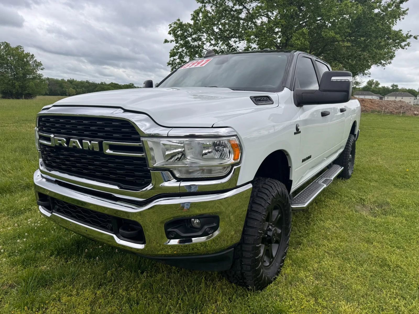 Used 2024 RAM 2500 Big Horn w/ Off Road Package AWD/4WD image 3
