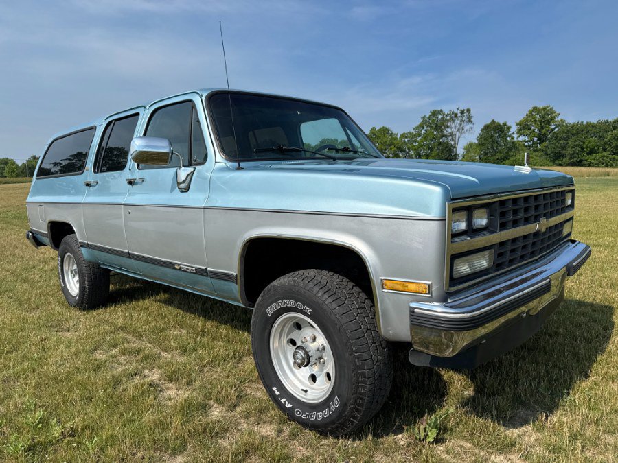 Used 1989 Chevrolet Suburban 4WD image 7