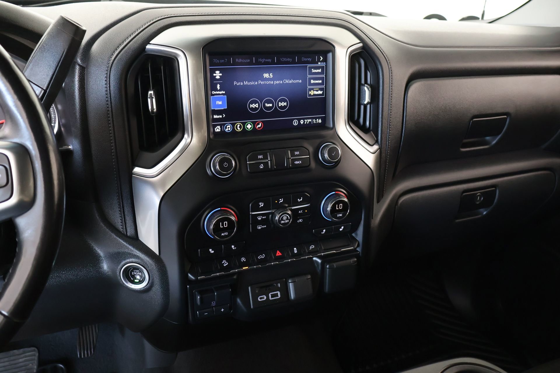 Used 2020 Chevrolet Silverado 1500 LT w/ Texas Edition AWD/4WD image 5