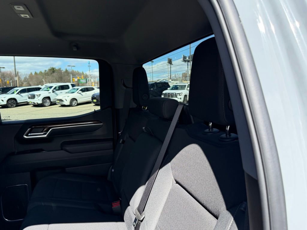Used 2024 GMC Sierra 1500 Elevation image 9