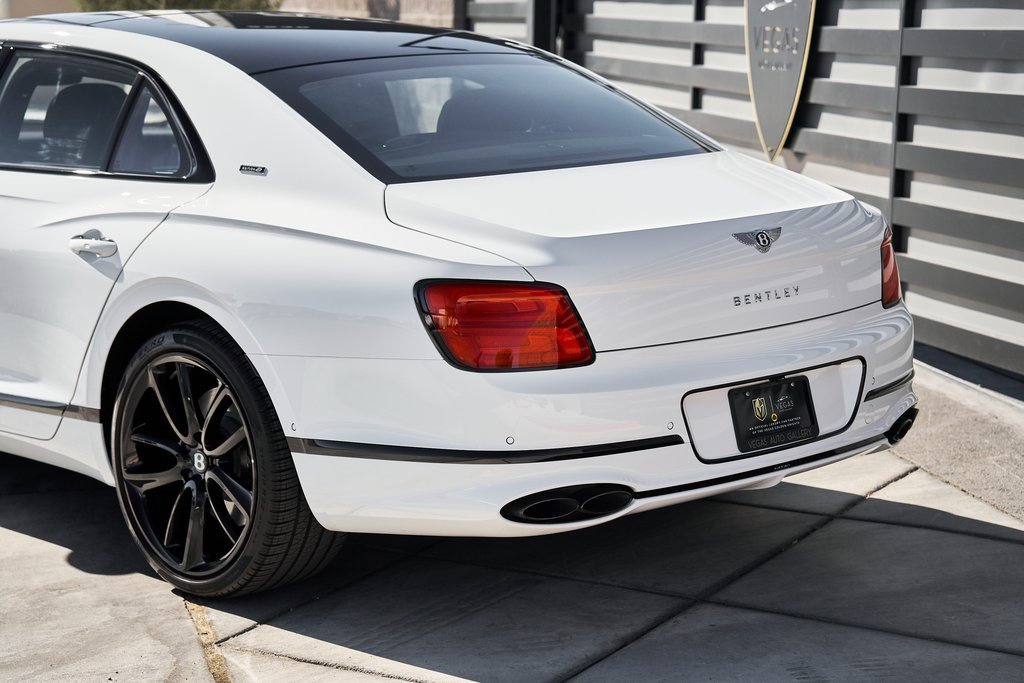 Used 2024 Bentley Flying Spur S V8 image 9