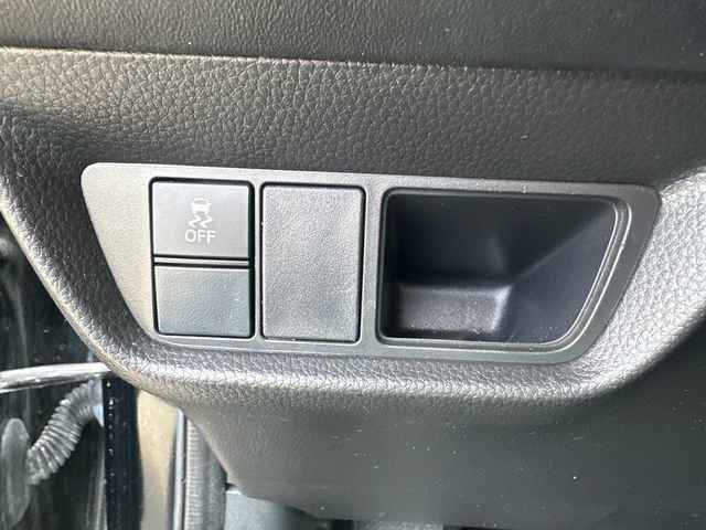 Used 2023 Honda HR-V LX image 31