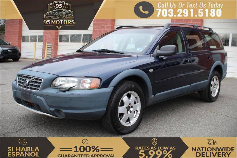 Used 2004 Volvo V70 AWD/4WD image 1