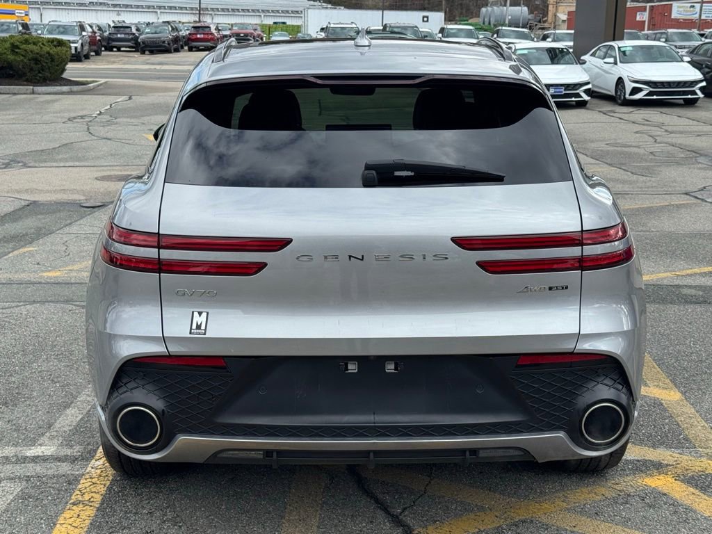 Used 2025 Genesis GV70 3.5T Sport image 5