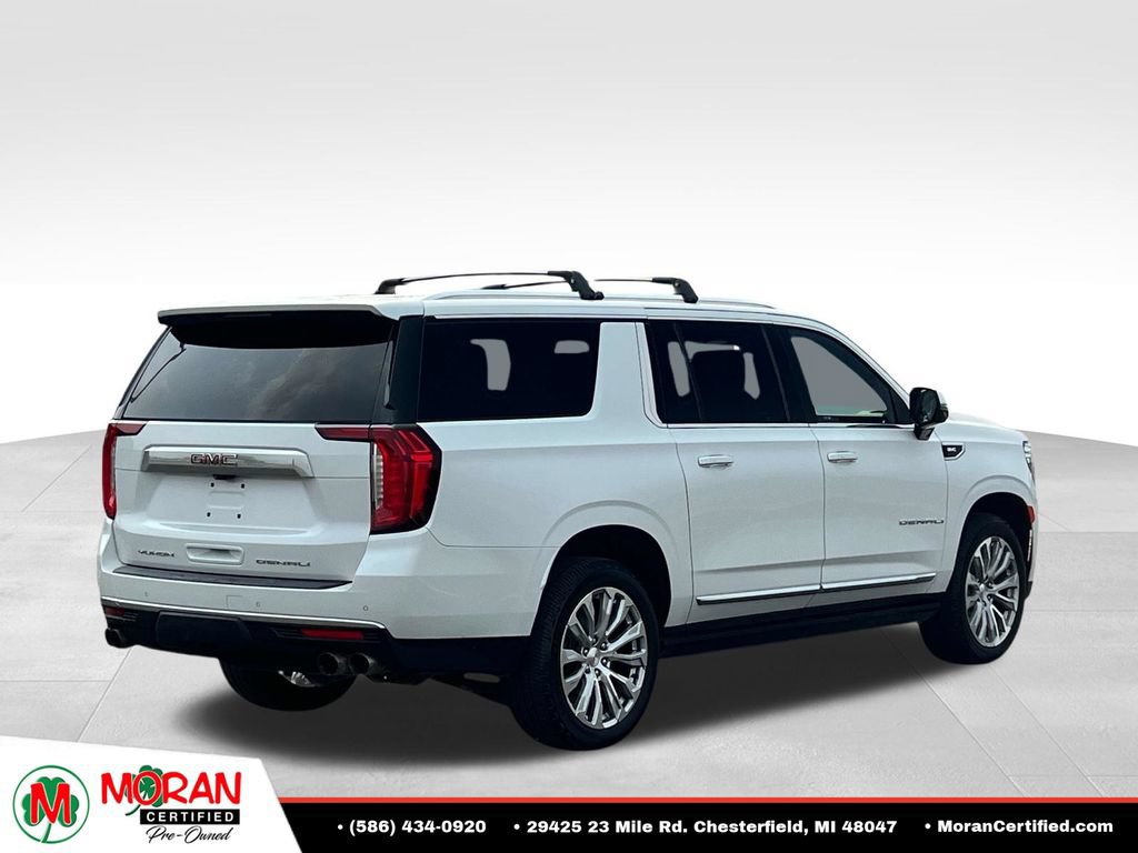 Used 2022 GMC Yukon XL Denali w/ Denali Premium Package AWD/4WD image 5