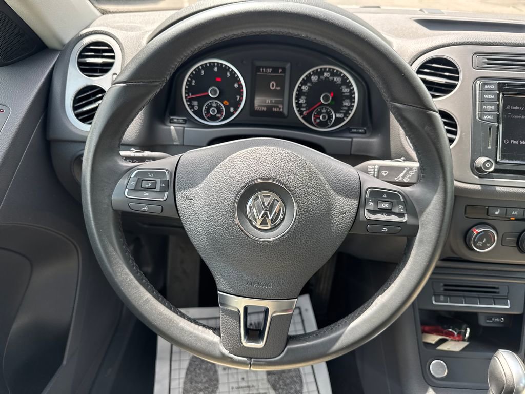 Used 2017 Volkswagen Tiguan S AWD/4WD image 14