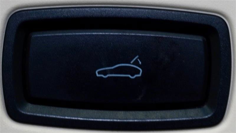 Used 2014 Porsche Panamera GTS AWD/4WD image 41