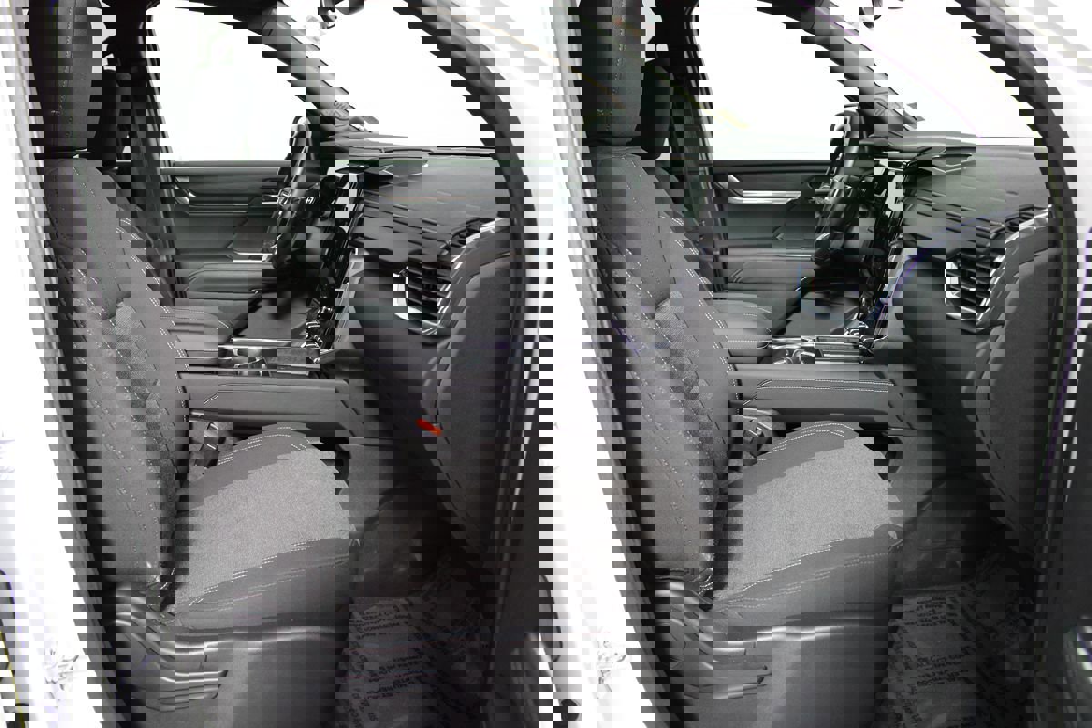 Used 2025 GMC Acadia Elevation image 10