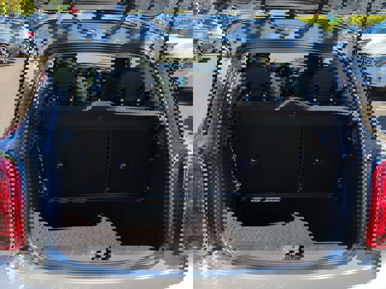 Certified 2024 MINI Cooper SE image 33