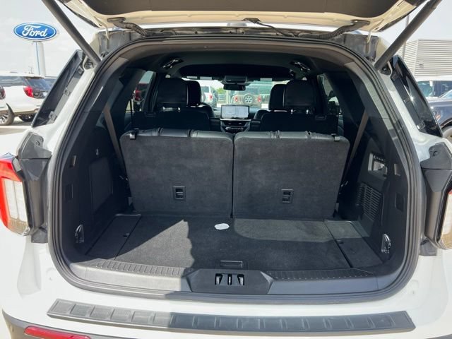 Used 2025 Ford Explorer ST RWD image 22