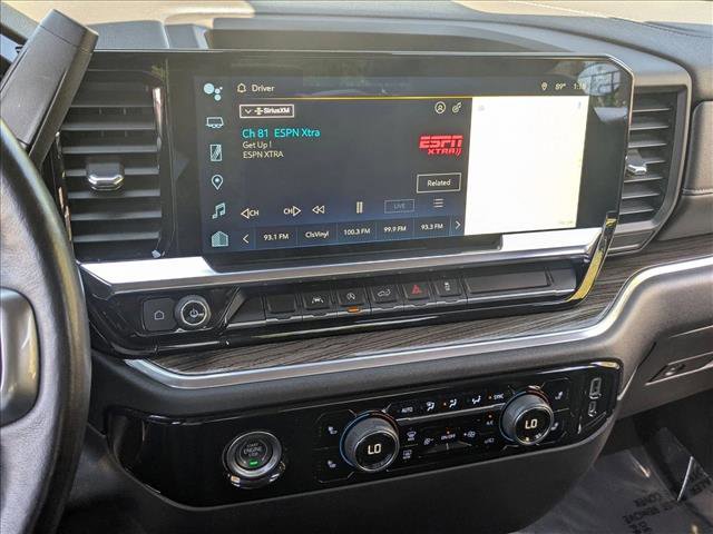 Used 2022 Chevrolet Silverado 1500 LT AWD/4WD image 11
